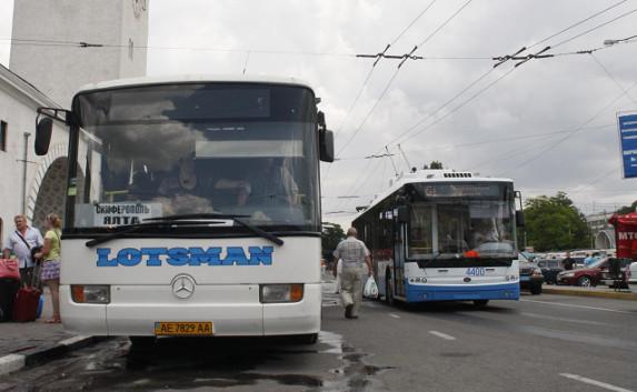 В Крыму туристы жалуются на отсутствие автобусов по вечерам