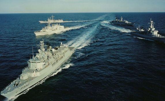 В Чёрном море 30 кораблей НАТО начинают учения