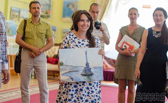 В Севастополе открылась выставка по итогам пленэра молодых художников