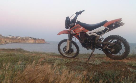 В Севастополе ведутся поиски мотоцикла