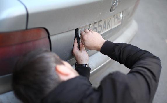 В Севастополе задержали юного «коллекционера» номеров авто