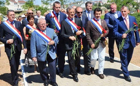 Киев внесёт французских депутатов в чёрный список из-за Крыма