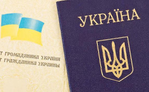 ​Украинка пыталась попасть в Крым по паспорту сестры