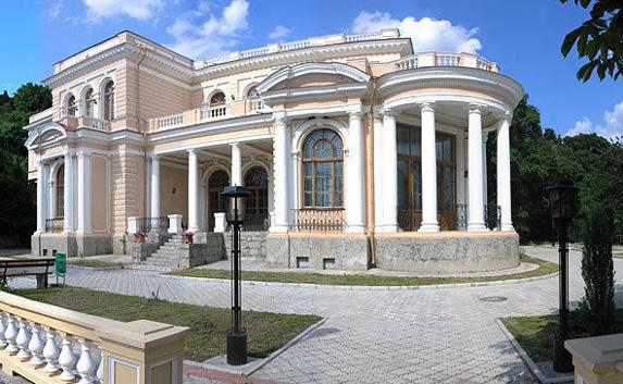 Уральская компания купила графскую усадьбу в Крыму