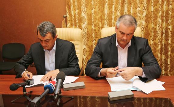 «Генбанк» передал 50% акций Крыму и Севастополю
