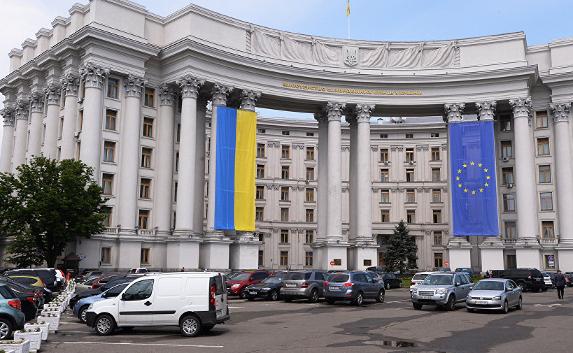 ​В Украине ввели должность уполномоченного по вопросам Крыма