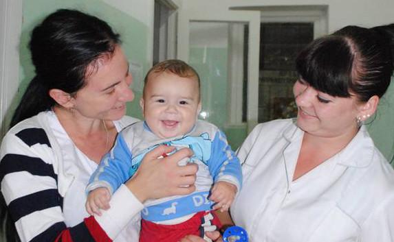 Бабушка найденного в Крыму малыша узнала внука