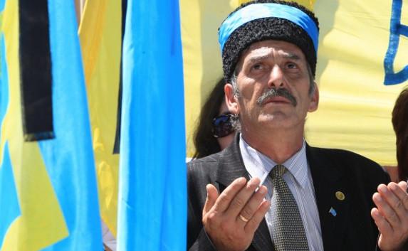 Старейшины крымских татар обвинили в энергоблокаде власти Украины