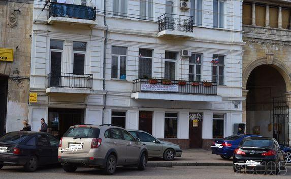 Как Севастополь переживает блэкаут: переполненный транспорт и кафе