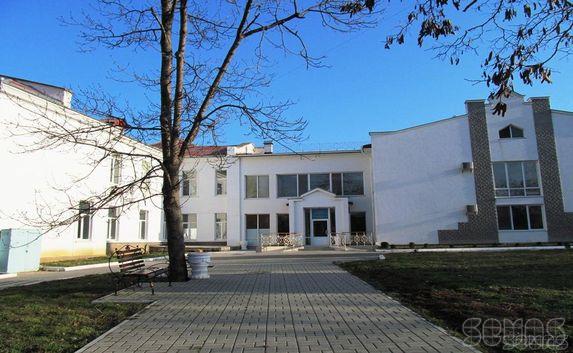 Частные медцентры убрать из больниц власти не имеют права