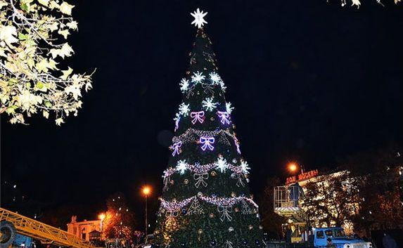 Открытие главной новогодней ёлки перенесли на 20 декабря