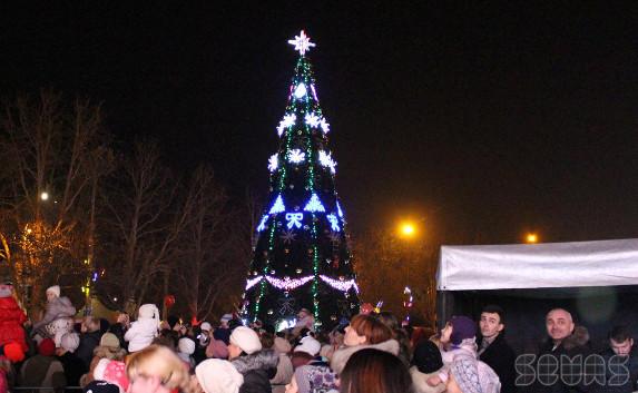 Севастополь встретит Новый год со светом