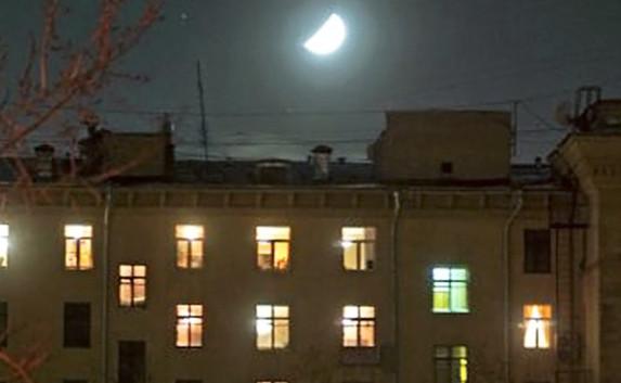 Севастопольцы просят «не дразнить соседей» светом в окнах