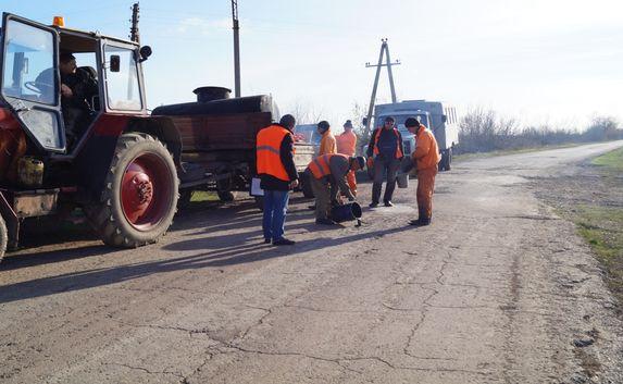 Движение транспорта по плохим дорогам Крыма ограничат до 1 апреля