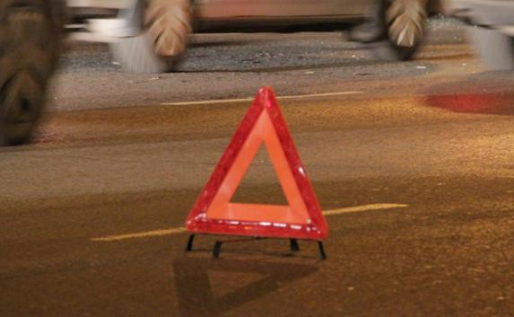 Водитель иномарки сбил девушку в центре Севастополя и скрылся