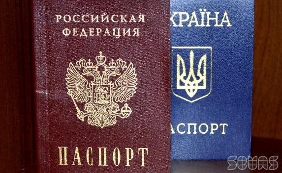 Многие горожане до сих пор не могут получить российский паспорт