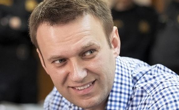 Навальный подал в суд на Владимира Путина