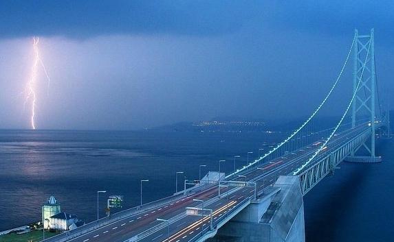 Возведение Керченского моста не будет помехой паромам