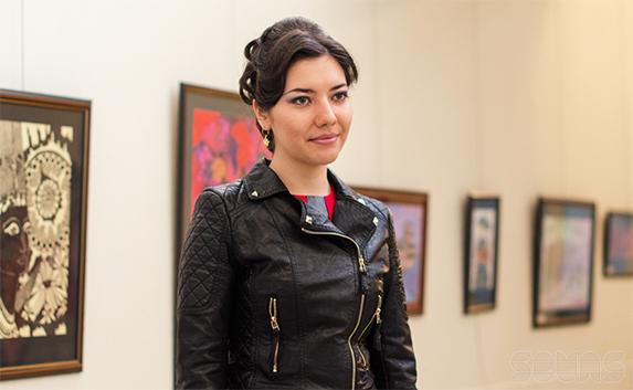 Выставка «Мир графики» Ксении Хидаевой открылась в Севастополе
