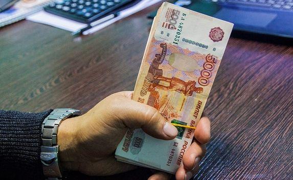 Сотрудник МФЦ в Крыму отказался от взятки в миллион рублей