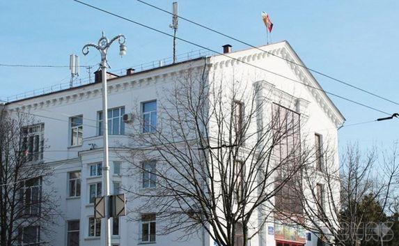 Из-за фальшивого гимна в Севастополе уволен звукорежиссёр