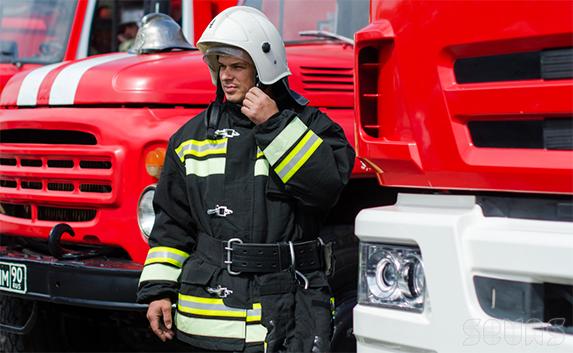 Праздник для пожарных и спасателей устроили в центре Севастополя 