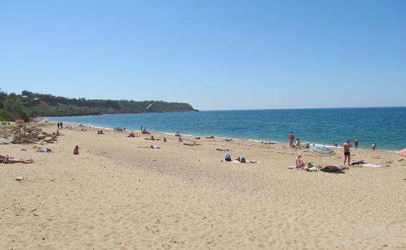 Летом в Крыму откроют более 400 пляжей