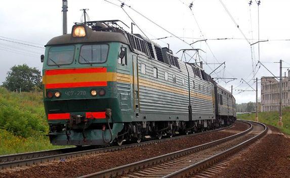 Полицейские в Крыму предотвратили столкновение поезда с грузовиком