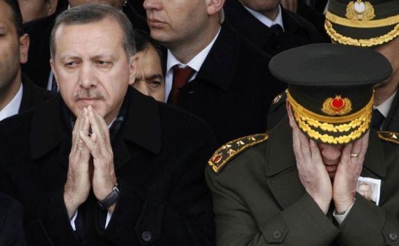 СМИ: Российские военные спасли жизнь президенту Турции