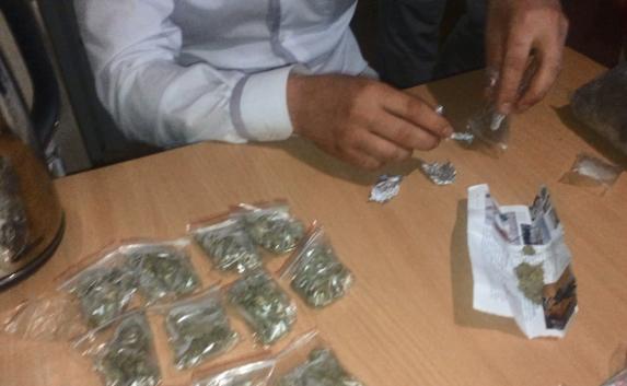 Полиция Севастополя изъяла килограмм марихуаны у «дачника»