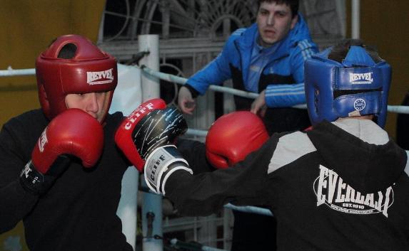 Боксёры-юниоры из Севастополя неудачно выступили на первенстве РФ