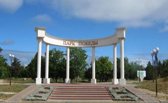 В севастопольском парке Победы расстреляли почти все фонари