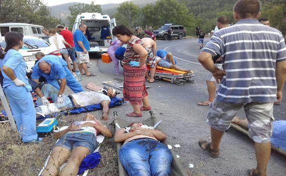 Страховая компания заплатит семьям погибших на крымской трассе