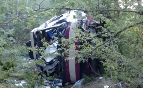 Умер седьмой пассажир автобуса, упавшего с обрыва в Крыму