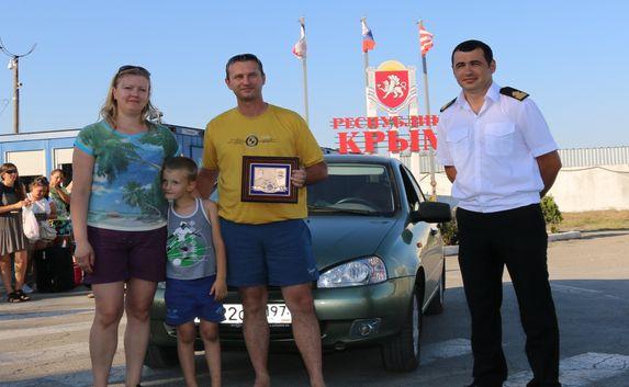 Новый рекорд: паром перевёз в Крым миллионный автомобиль