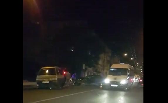 Ночью в центре Севастополя произошла авария