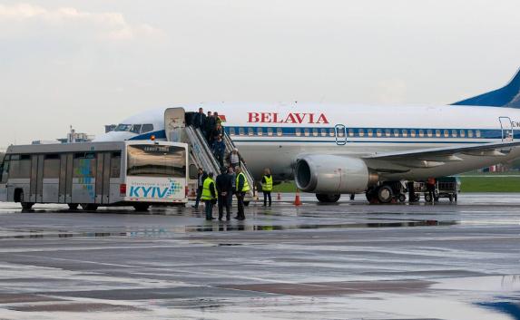 Киев вернул самолёт из Беларуси, угрожая поднять истребители