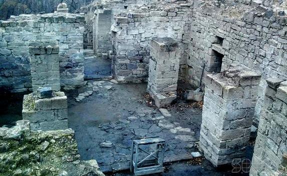 В окрестностях Судака раскопали древний православный храм