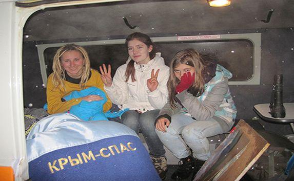Трёх заблудившихся девушек спасли в Крыму (фото)