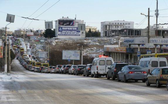 Правительство Севастополя извинилось  за транспортный коллапс