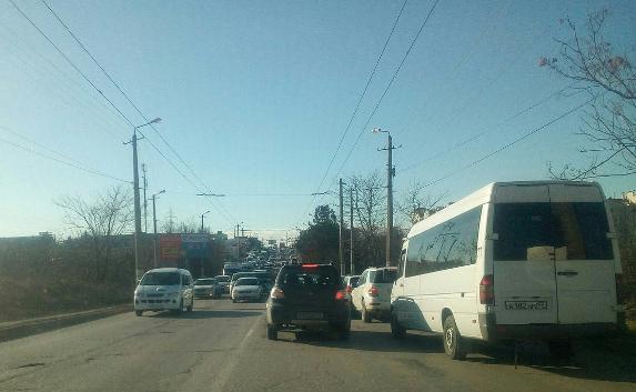 «Дорогое» ДТП в районе Меньшикова вызвало «километровую» пробку