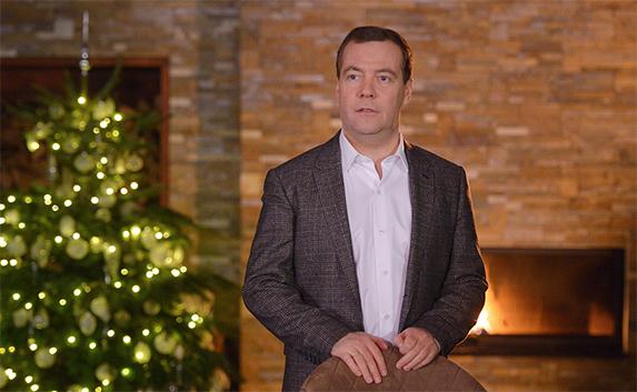 Медведев рассказал, что будет на его новогоднем столе 