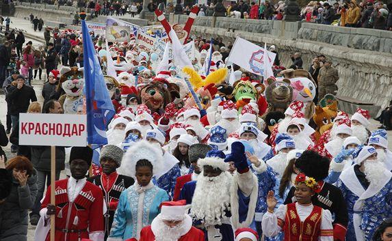 Ялтинский Мороз-парад собрал 600 участников из Крыма и Краснодара 