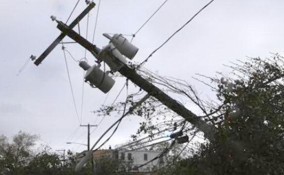 Ветер оставил без электричества в Крыму 88 населённых пунктов