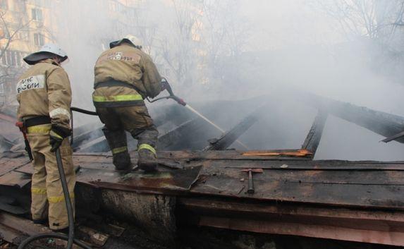 На пожаре в Симферополе спасли четырёх человек