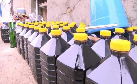 Полицейские изъяли 107 тонн контрафактного алкоголя в Крыму