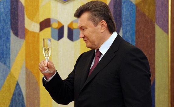 Киев арестовал оставшийся в Межигорье алкоголь Януковича
