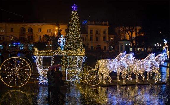 Севастопольские новогодние ёлки погаснут 20 января