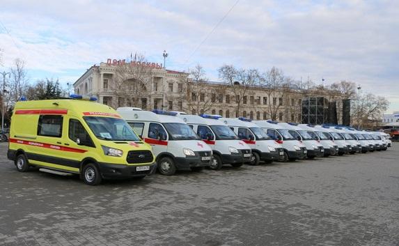 Севастополь получил 13 новых машин «скорой помощи»