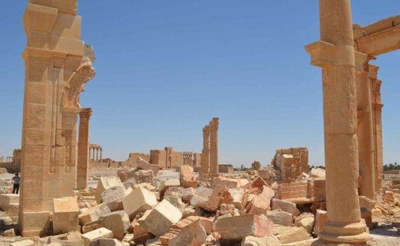 Фасад Римского театра и Тетрапилон в Пальмире разрушены боевиками